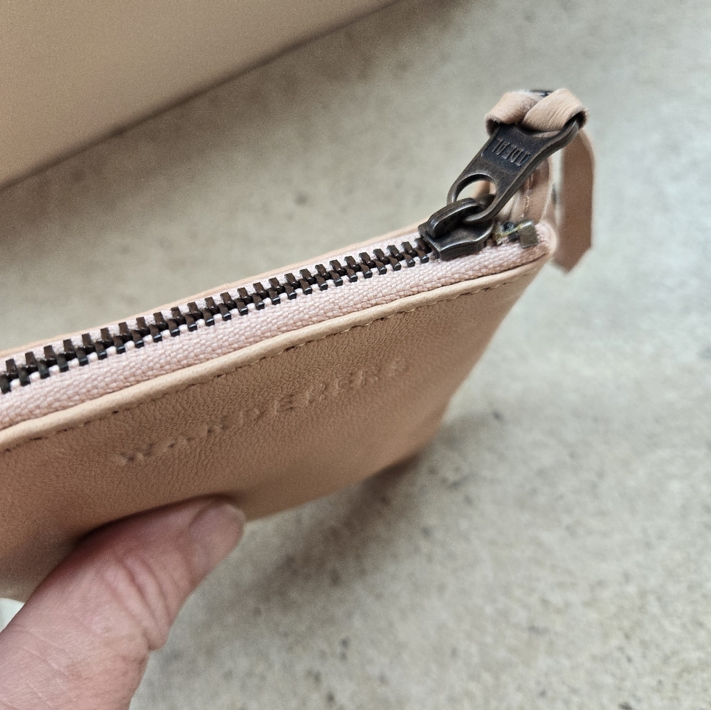 Wander Les Essentiels Blush Leather Wallet - Picture 5 of 13